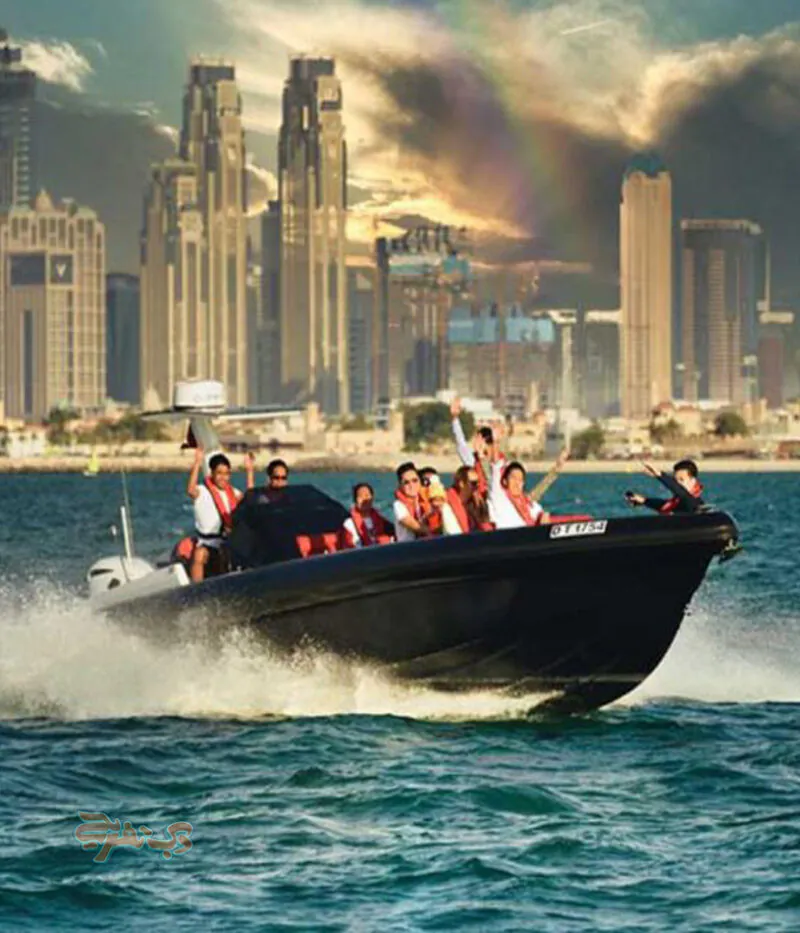 عکس تور قایق سیاه دبی