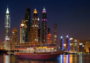 تصویر شاخص کشتی تفریحی دبی