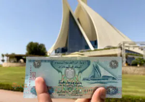 برای سفر به دبی چقدر پول ببریم؟