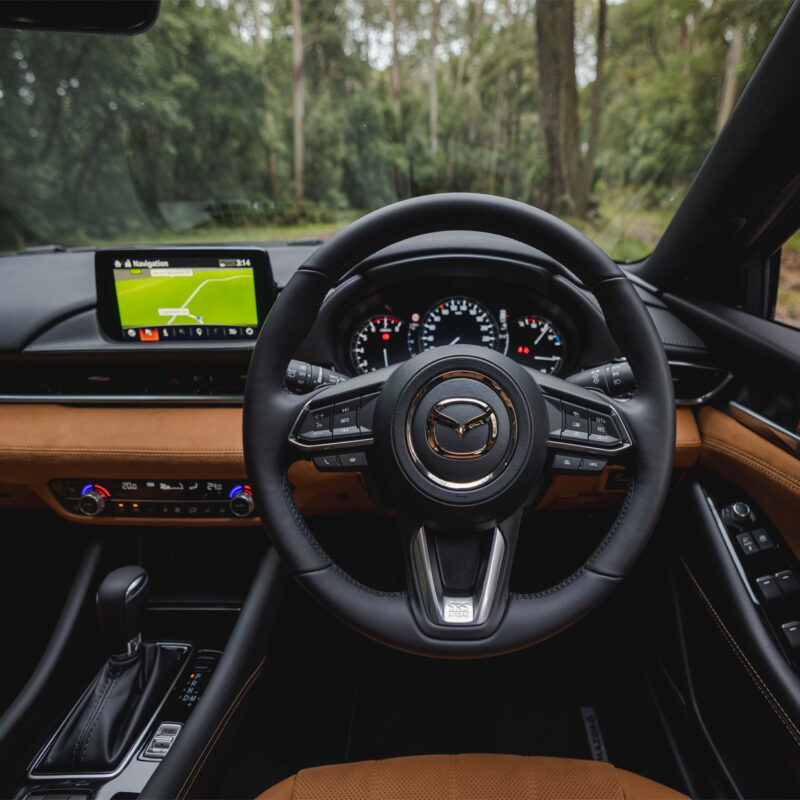 اجاره مزدا 6 در دبی