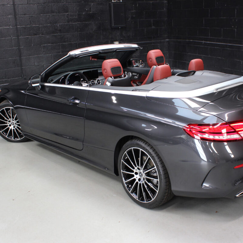 کرایه مرسدس بنز C300 کانورتیبل در دبی