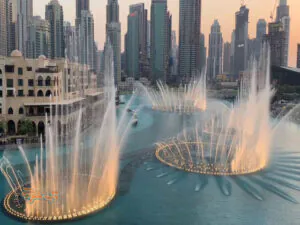 معرفی آبنمای دبی